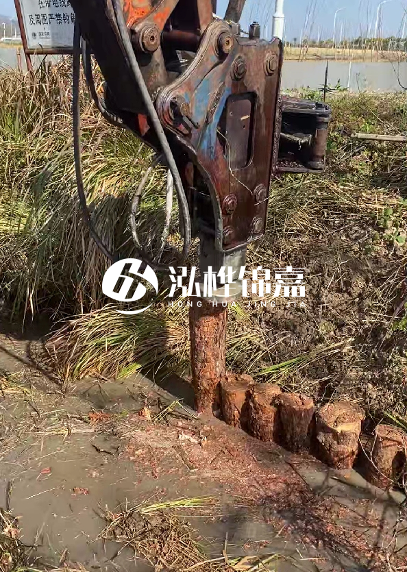 松木樁施工雙排支護(hù)樁和單排支護(hù)樁的區(qū)別？什么時(shí)候采用雙排？