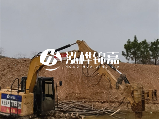 4 米防汛木樁多少根可以送貨上門？3 米松木樁 11-13 公分價(jià)格是多少？
